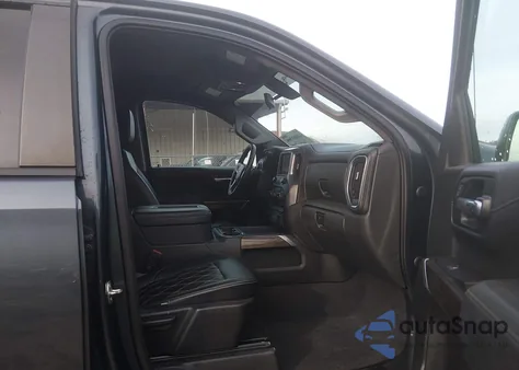 2020 Chevrolet Silverado 1500 4Wd Short Bed Rst z USA, uszkodzony, nr VIN 3GCUYEED3LG173577